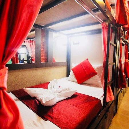 Town Hostel Mumbai - Ac Dormitory Esterno foto
