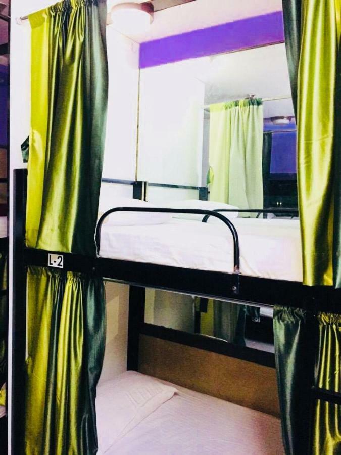 Town Hostel Mumbai - Ac Dormitory Esterno foto